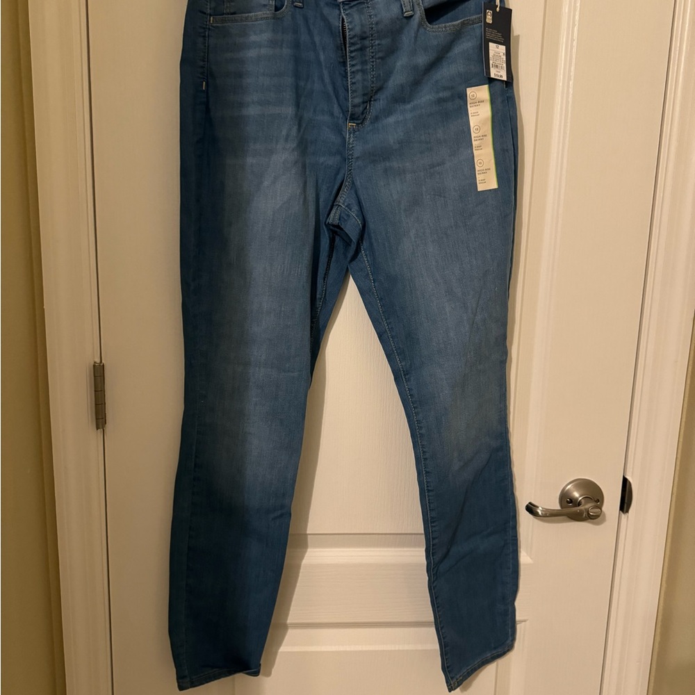 Size 12  high rise skinny jeans. 31” waist